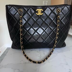 CHANEL | Vintage Lambskin Quilted Shopping Tote | Black GHW